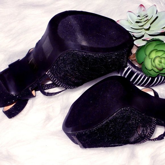 *SOLD* Platform Stilettos w/Rhinestone Accent - Picture 7 of 7